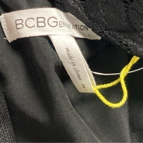 BCBGeneration Jumpsuit Womens Sz 2 Black Lace Sleeveless V-Neck with Pockets NEW - Picture 16 of 16